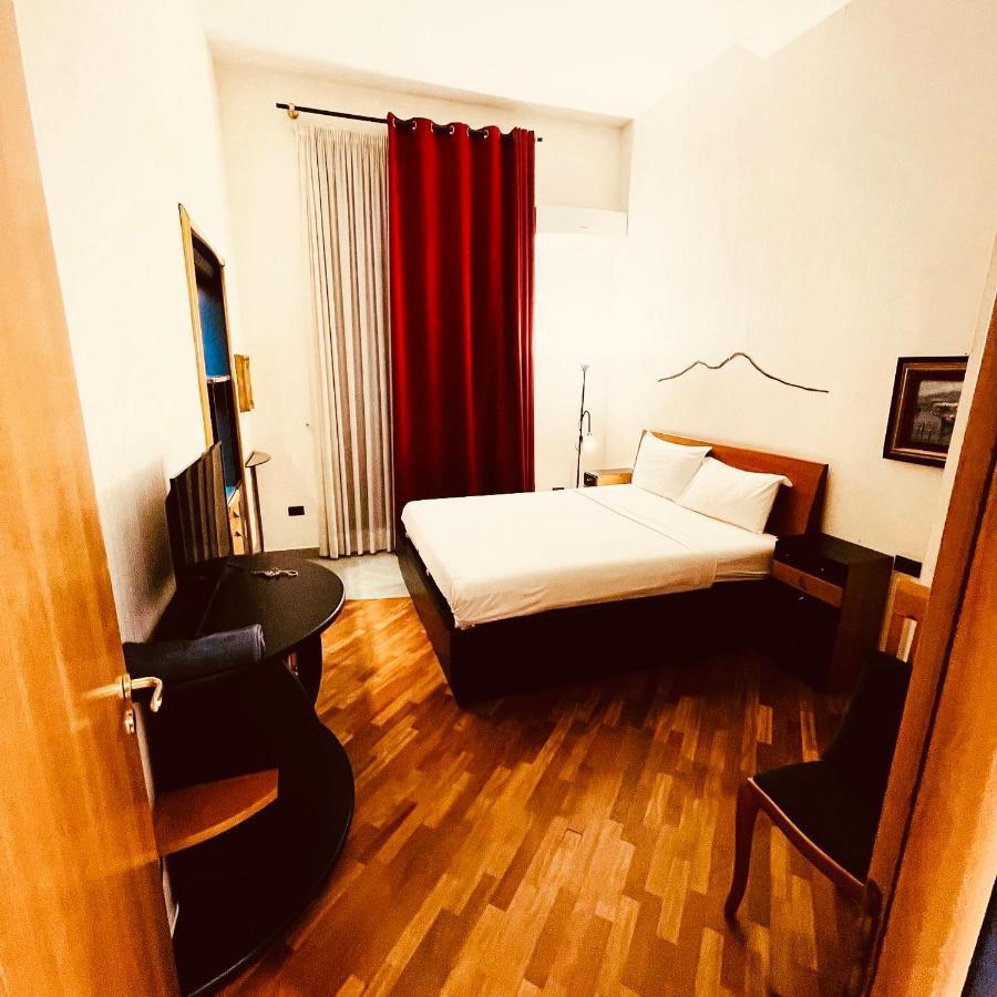 نابولي Lanova 21 Rooms المظهر الخارجي الصورة