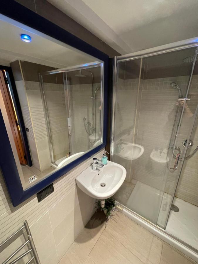 نابولي Lanova 21 Rooms المظهر الخارجي الصورة